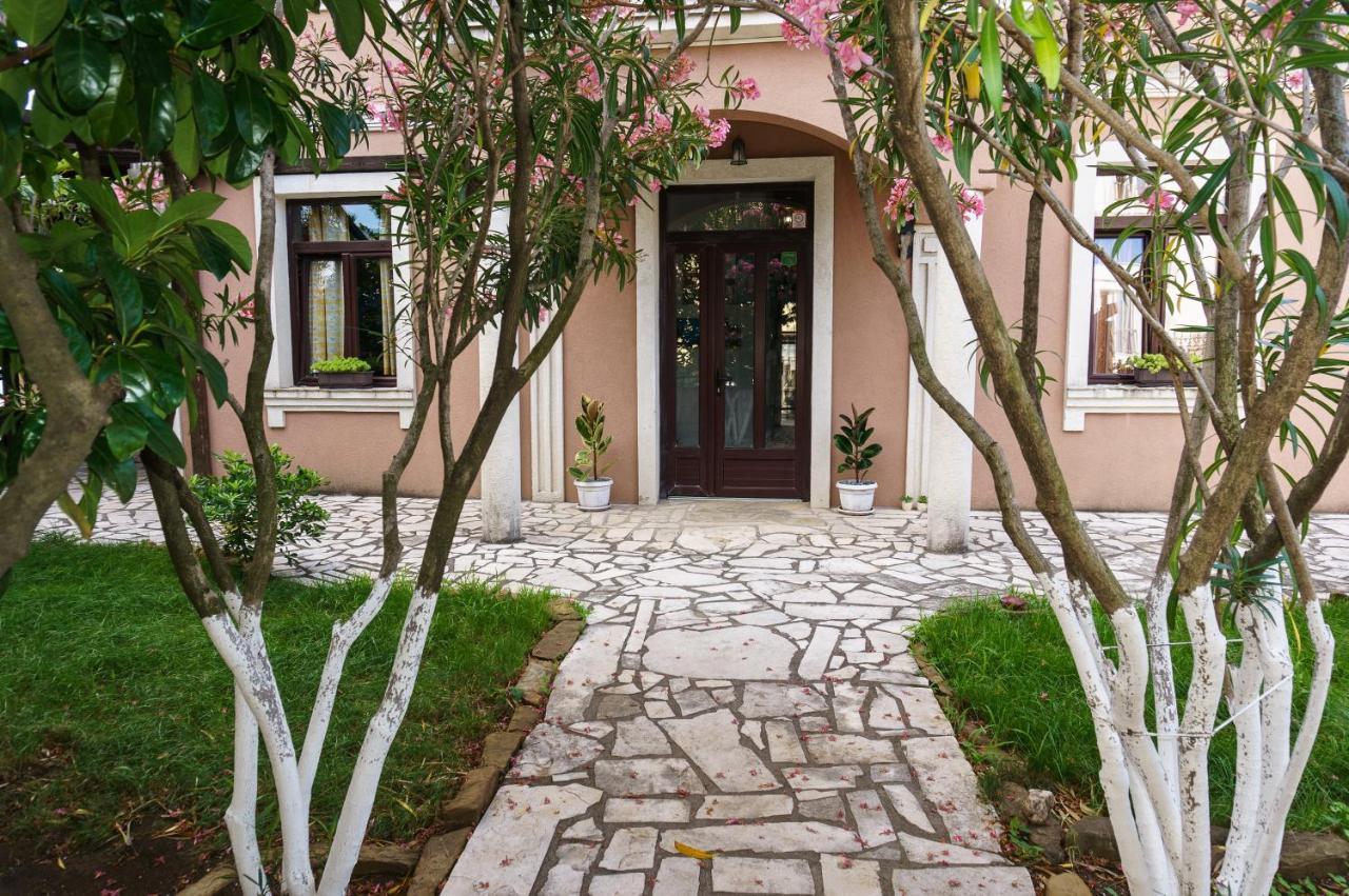 Tivat Star Hotel Luaran gambar