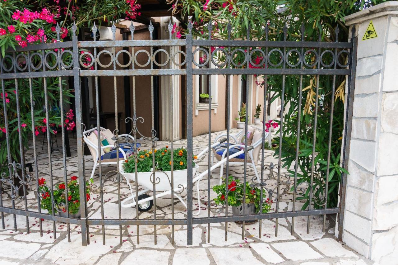 Tivat Star Hotel Luaran gambar