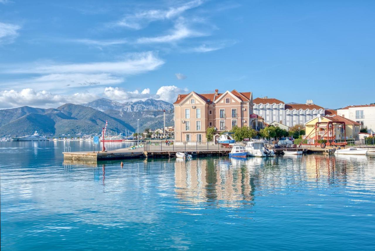 Tivat Star Hotel Luaran gambar