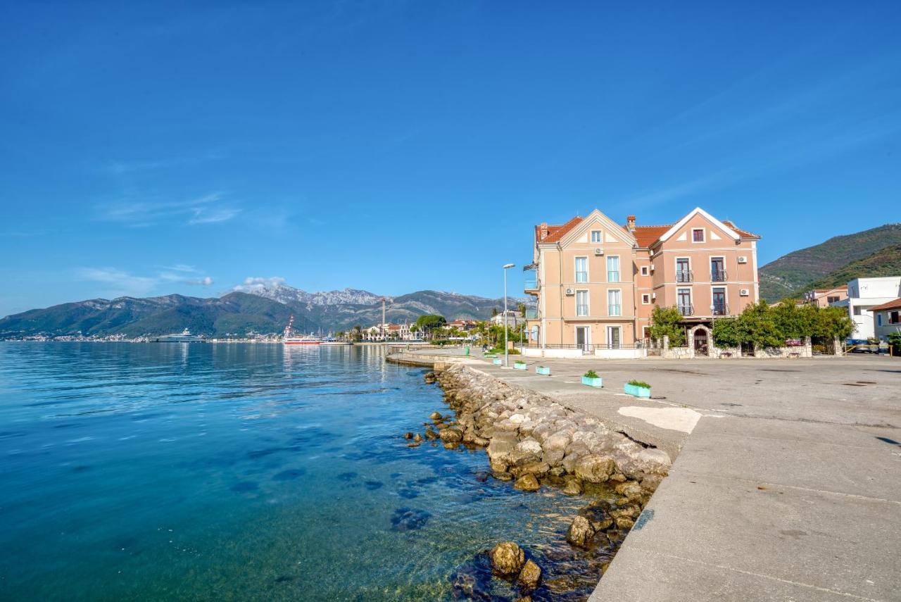 Tivat Star Hotel Luaran gambar