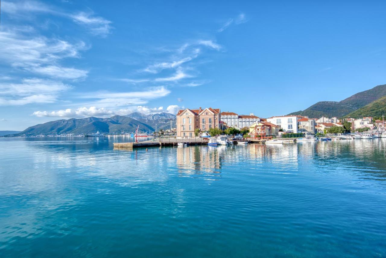 Tivat Star Hotel Luaran gambar
