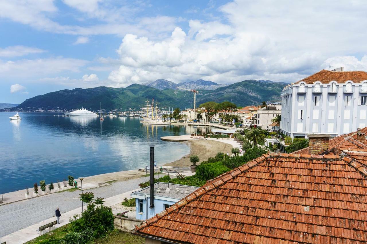 Tivat Star Hotel Luaran gambar
